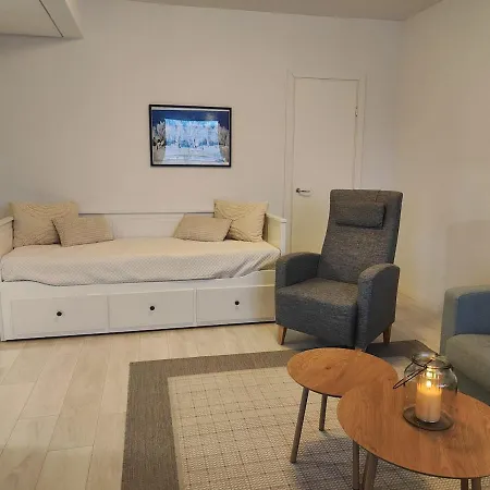 Διαμέρισμα A Cozy Two-bedroom Located In The Heart Of Center Perfect For Your Vacation *