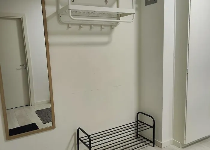 A Cozy Two-bedroom Located In The Heart Of Center Perfect For Your Vacation