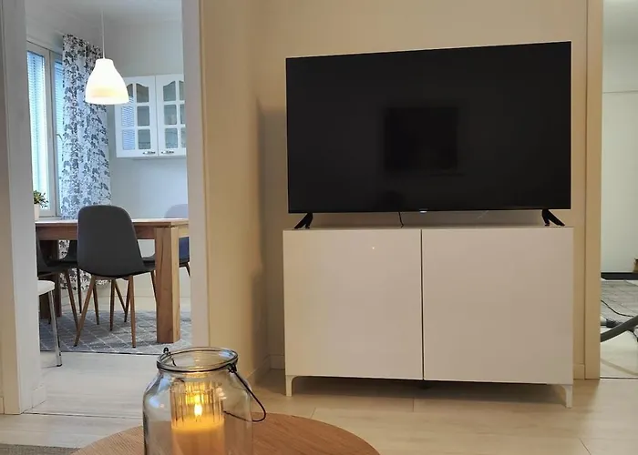 A Cozy Two-bedroom Located In The Heart Of Center Perfect For Your Vacation *