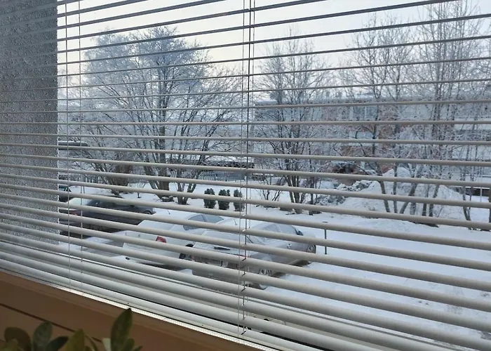 A Cozy Two-bedroom Located In The Heart Of Center Perfect For Your Vacation Kemi